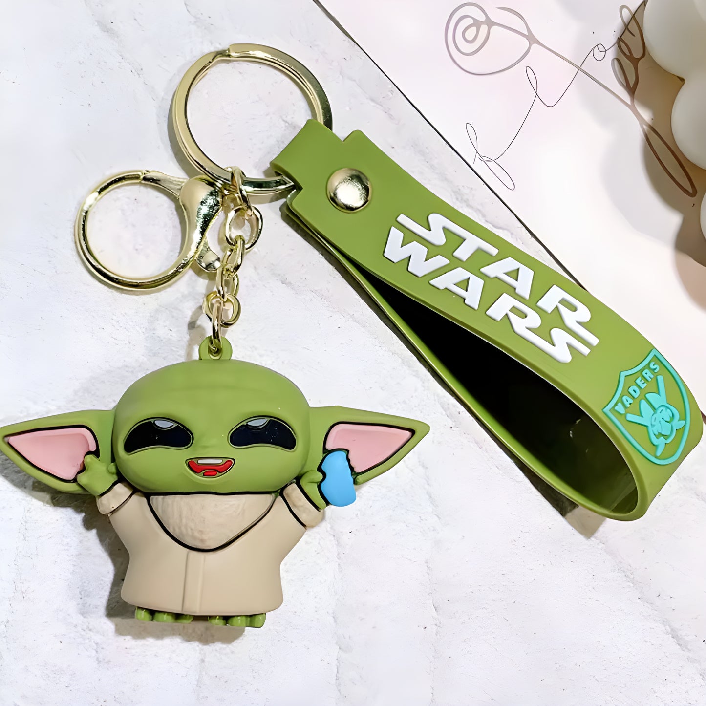 MysticEars | Llavero figura Baby Yoda